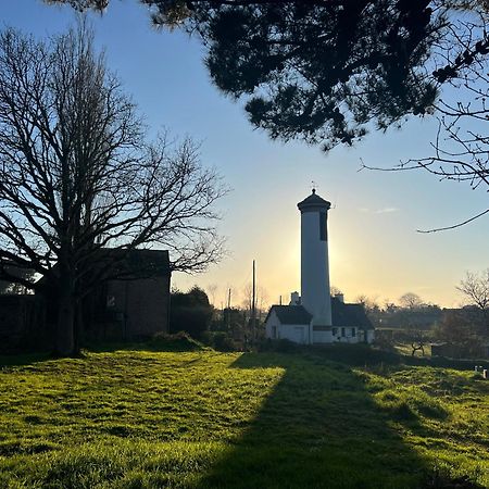 Les Ecolodges Sous Le Phare Louannec Luaran gambar