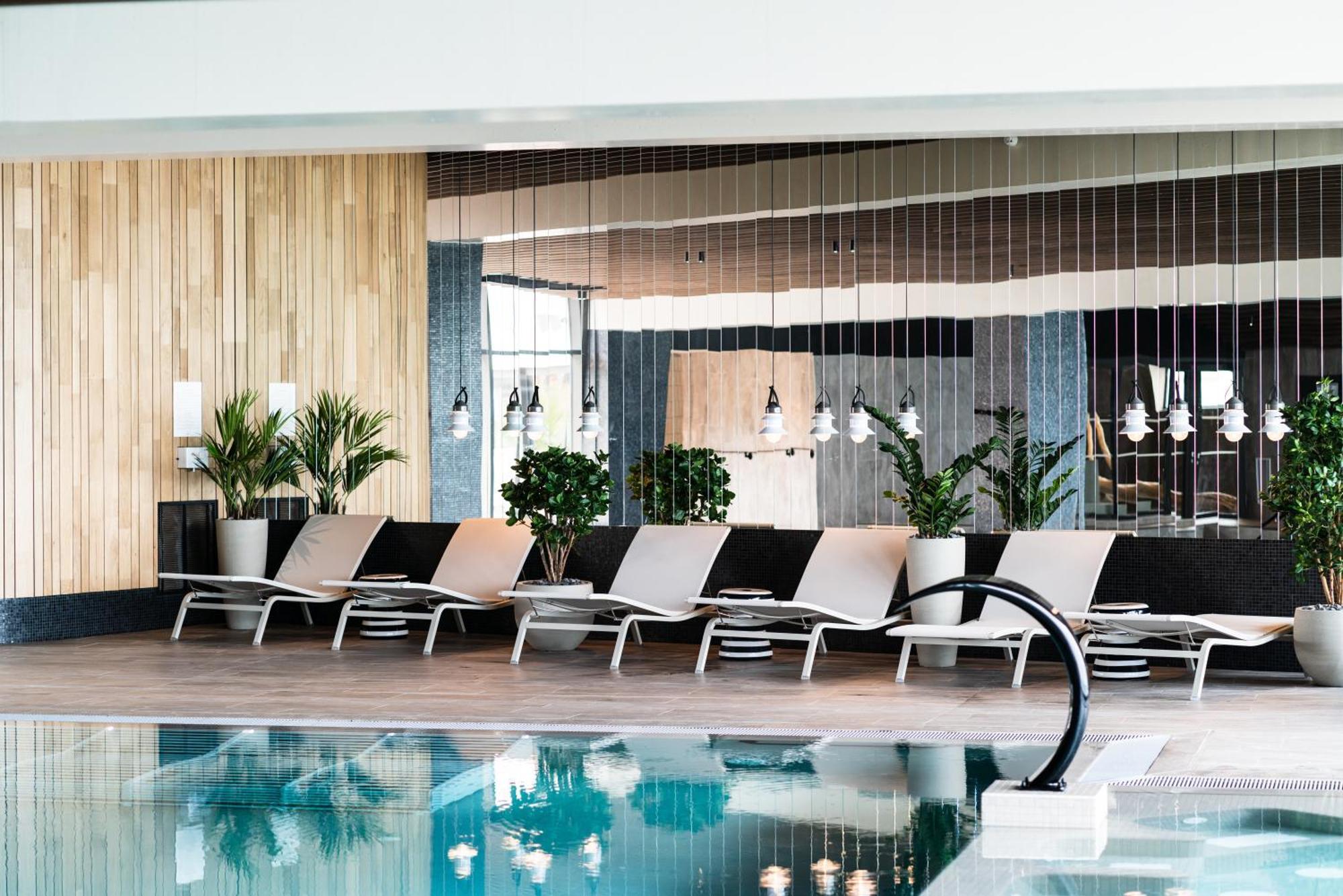 Les Ecolodges Sous Le Phare Louannec Luaran gambar