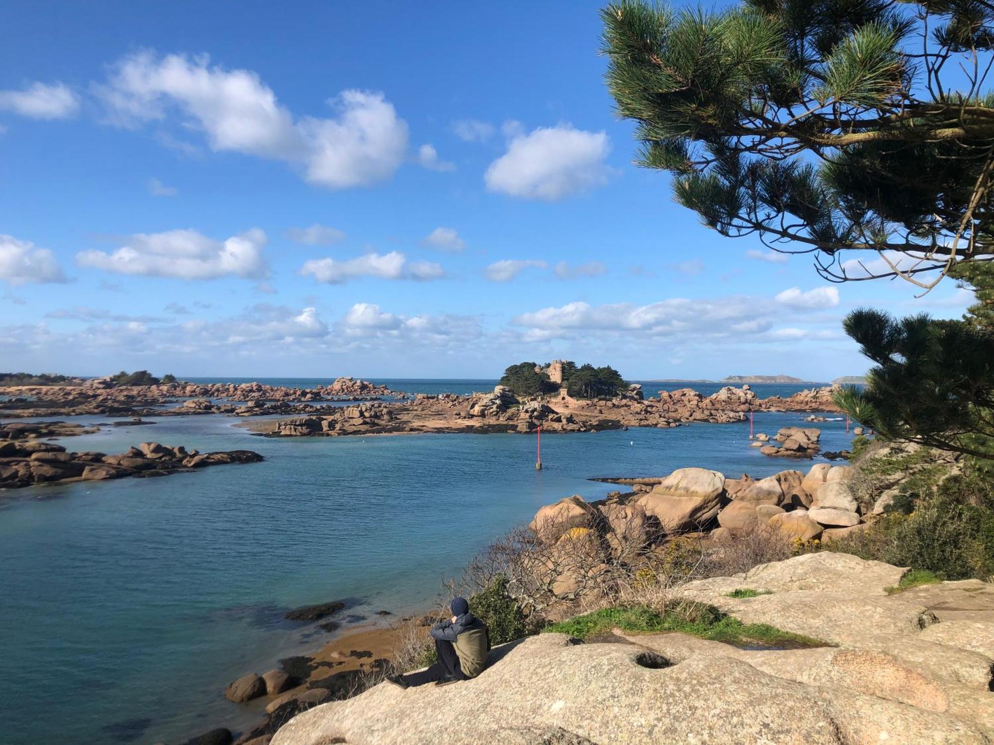 Les Ecolodges Sous Le Phare Louannec Luaran gambar