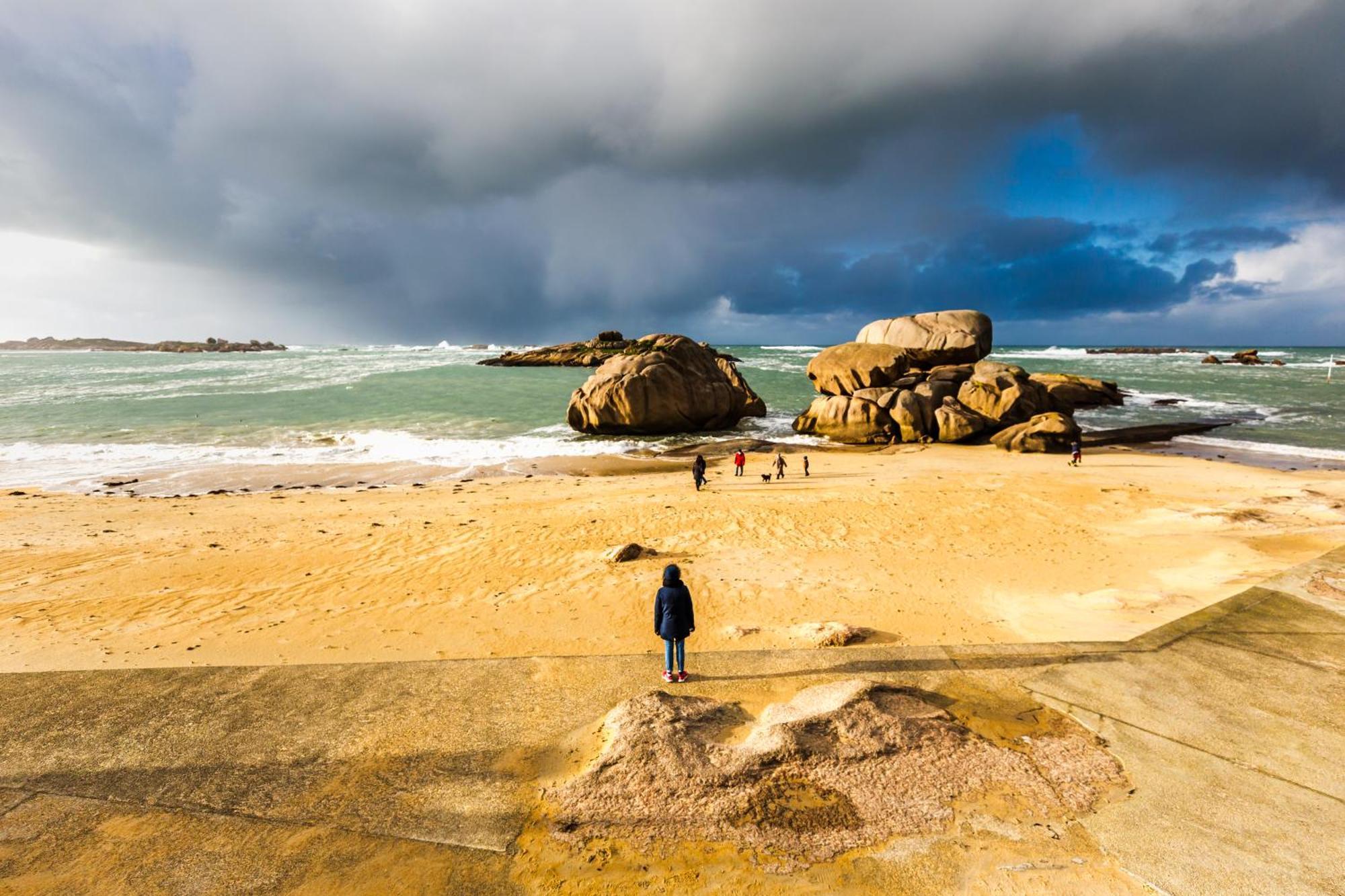 Les Ecolodges Sous Le Phare Louannec Luaran gambar